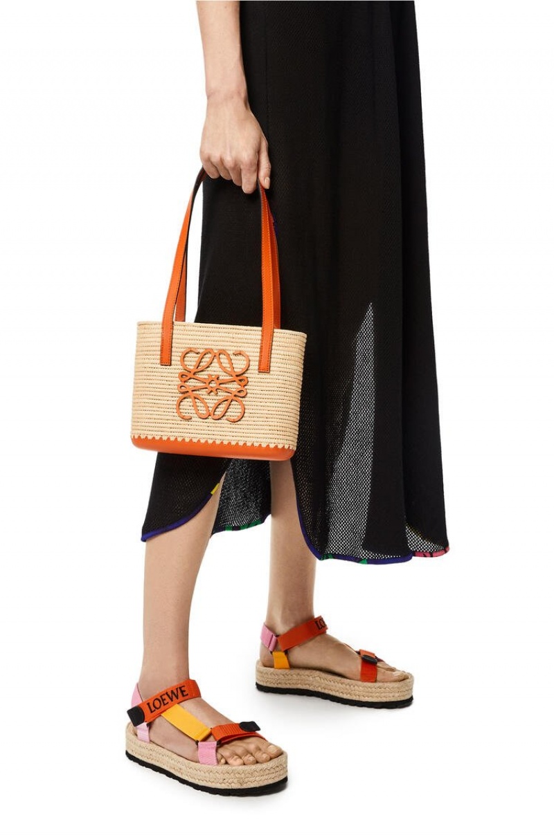 Bolso Tote Loewe Mini Square Basket bag in raffia and calfskin Mujer Naranjas | 829HRFECT