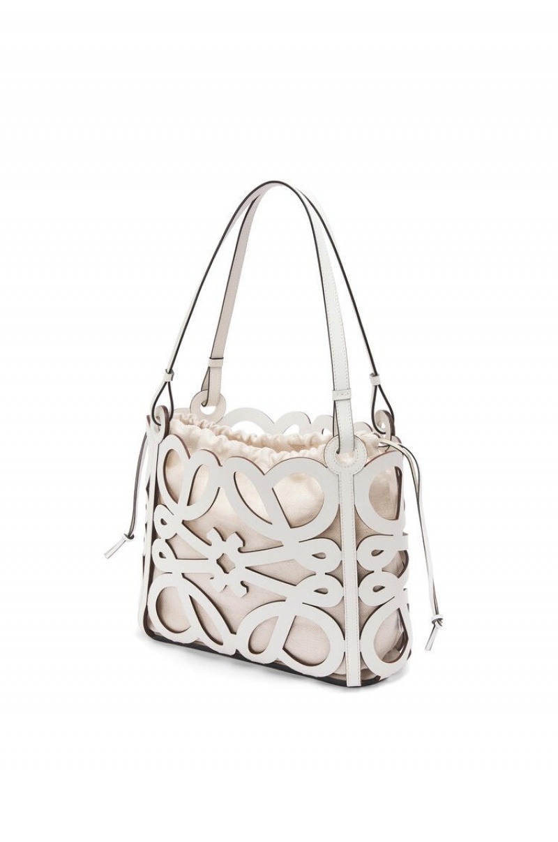 Bolso Tote Loewe Small Anagram cut-out tote in box calfskin Mujer Blancas | 531WNOFKB