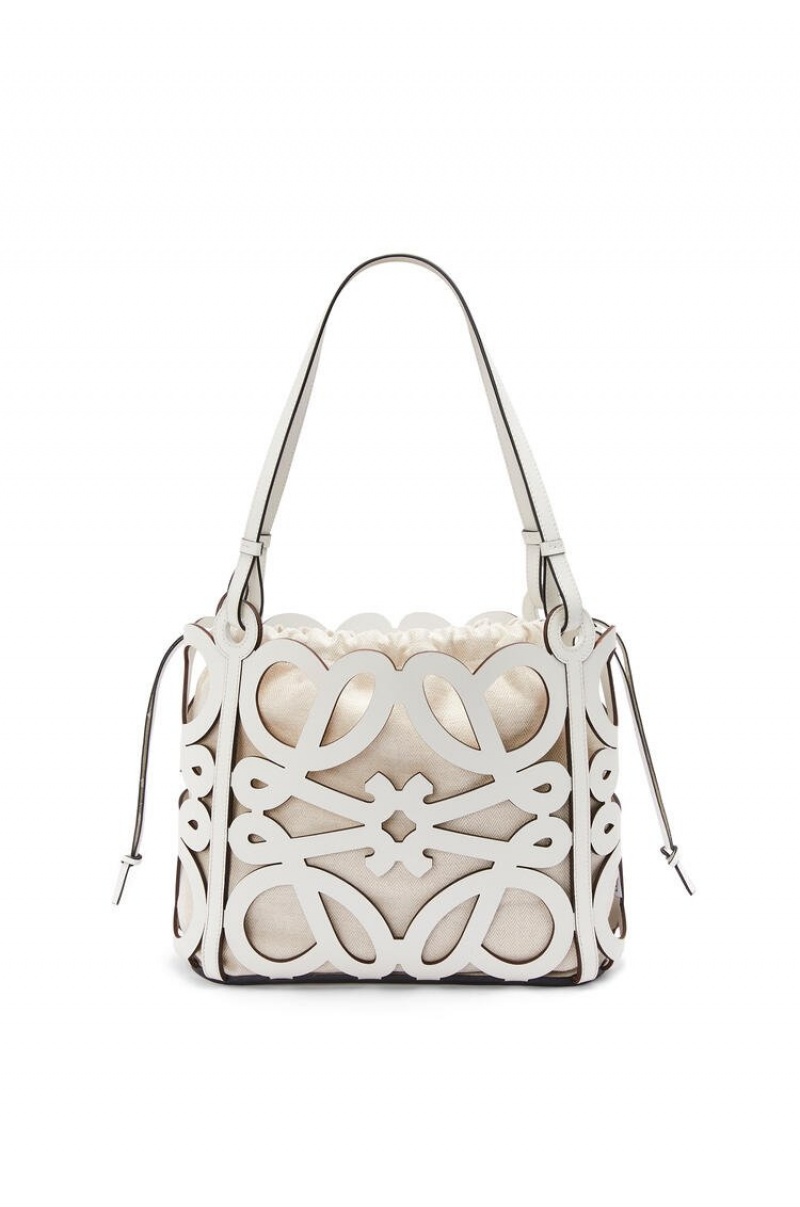 Bolso Tote Loewe Small Anagram cut-out tote in box calfskin Mujer Blancas | 531WNOFKB