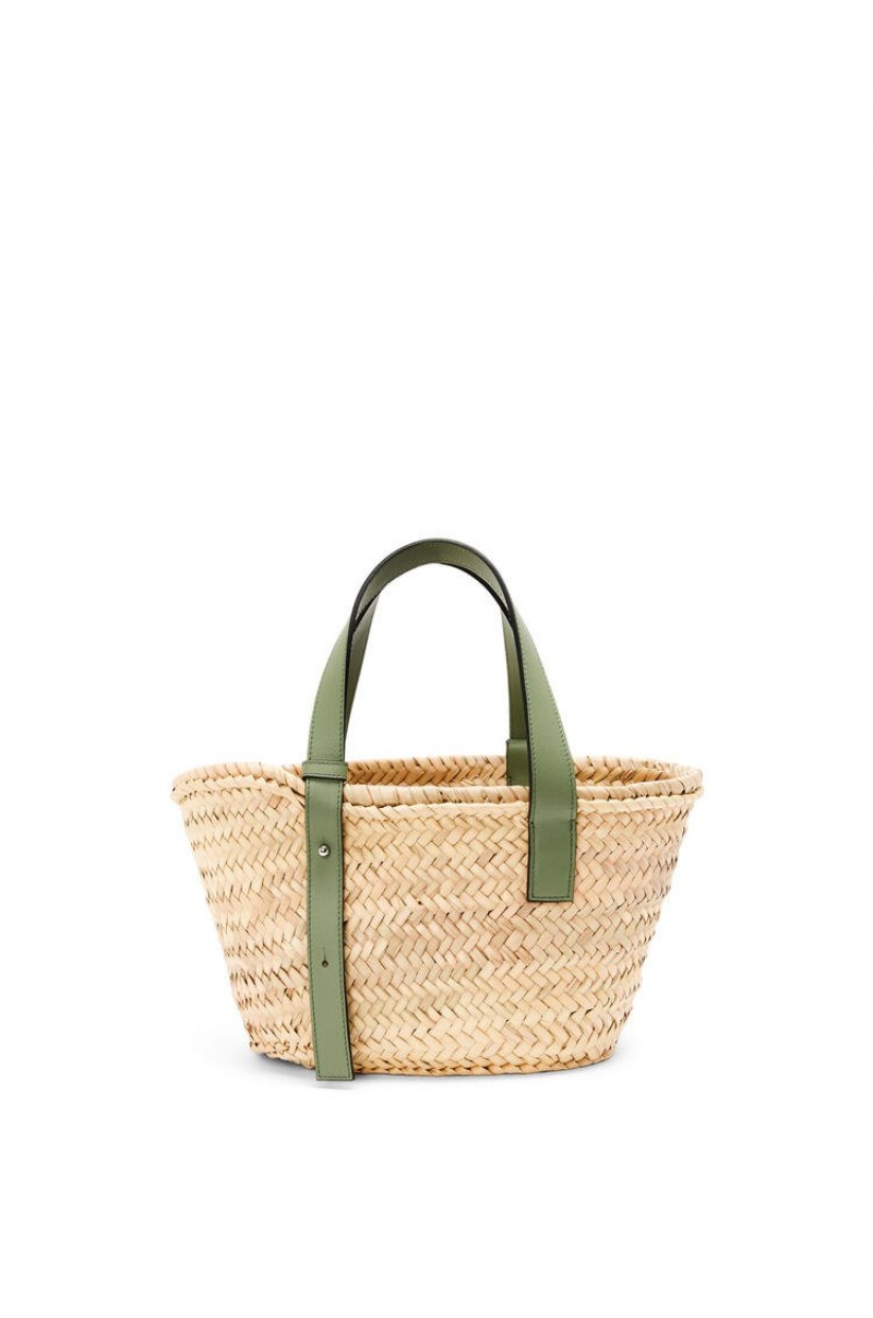 Bolso Tote Loewe Small Basket bag in palm leaf and calfskin Mujer Natural / Rosemary | 976UCVZJN