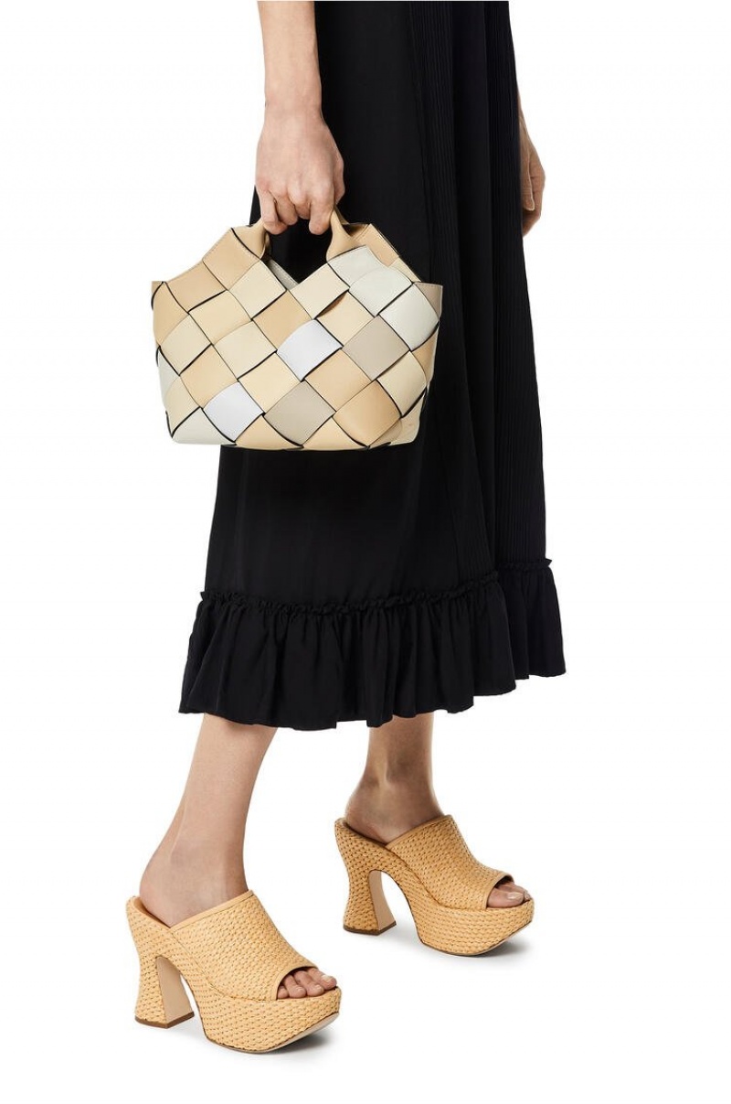 Bolso Tote Loewe Small Surplus Cuero Woven basket bag in calfskin Mujer Beige Creme | 987BQXNHW