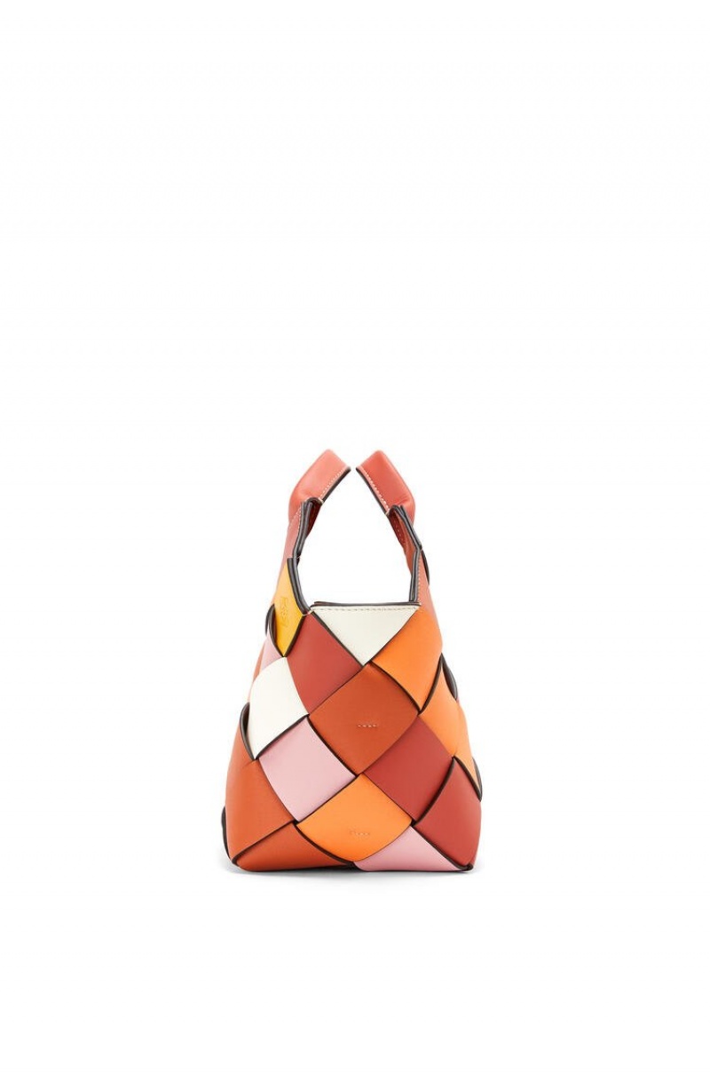 Bolso Tote Loewe Small Surplus Cuero Woven basket bag in calfskin Mujer Naranjas Naranjas | 206KXROJT