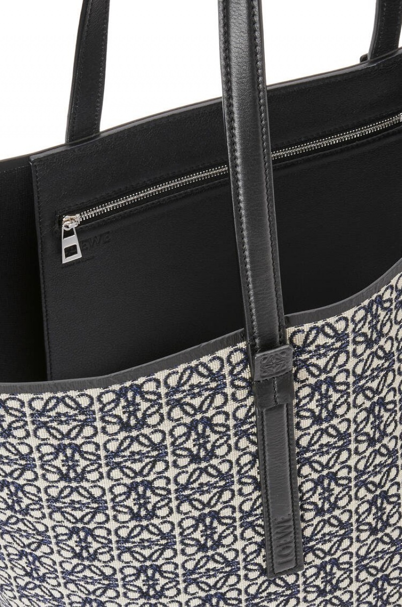 Bolso Tote Loewe T Tote bag in Anagram jacquard and calfskin Hombre Azul Marino Negras | 268KVNACE