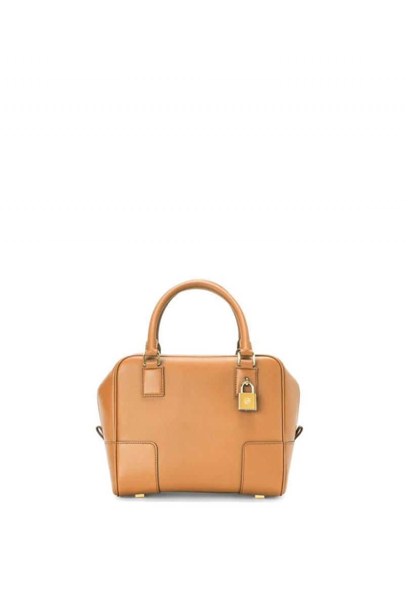 Bolsos Mini Loewe Amazona 19 square bag in nappa calfskin Mujer Warm Desert | 469NHQFXE