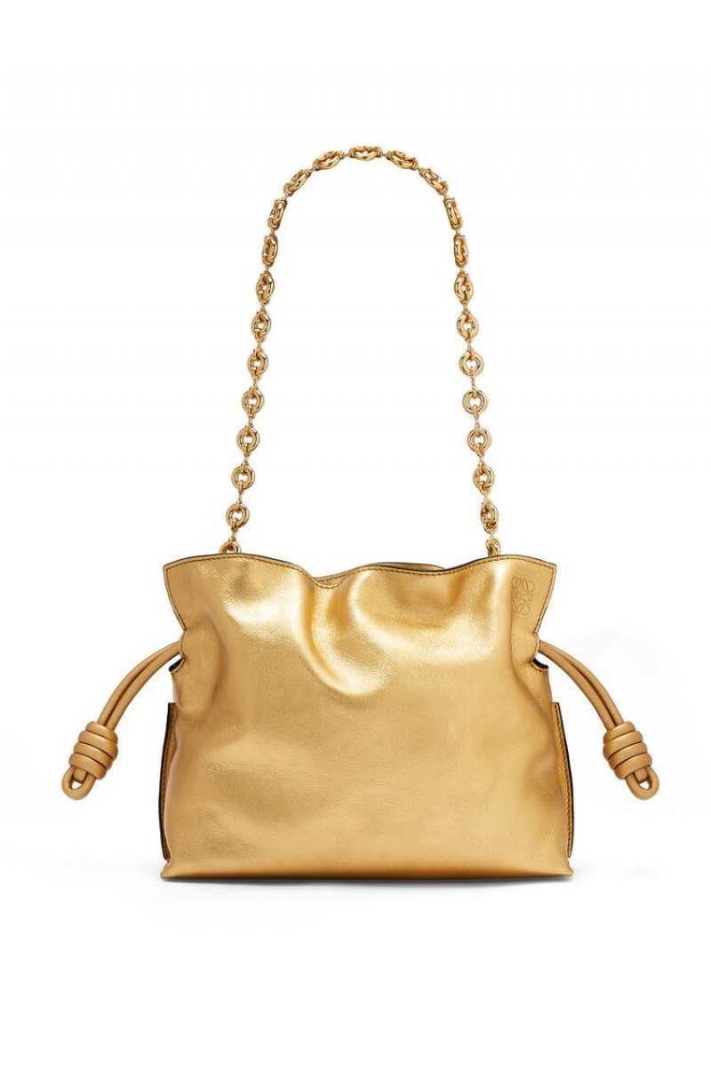 Bolsos Mini Loewe Mini Flamenco clutch in laminated nappa calfskin with chain Mujer Doradas | 380SXYOPF