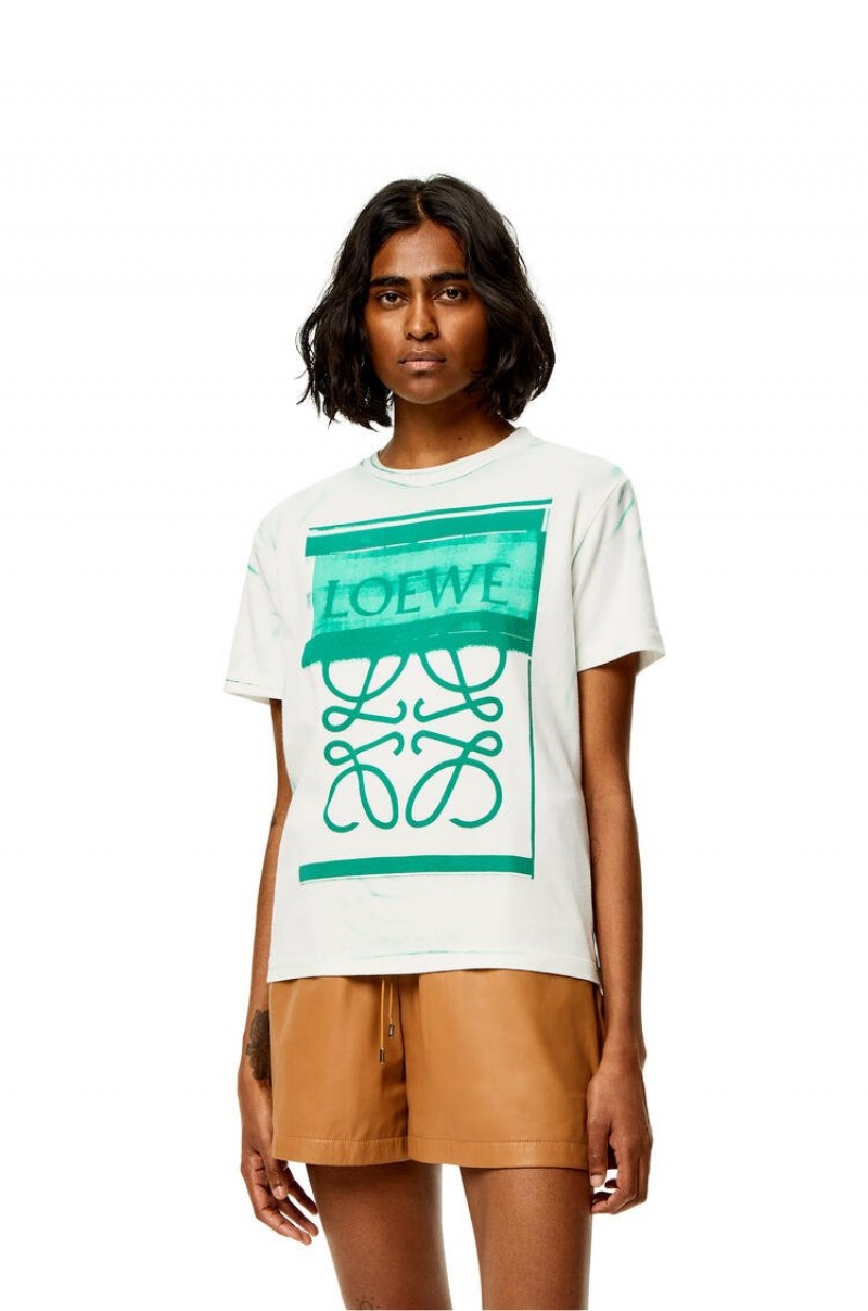 Camiseta Loewe LOEWE Anagram print T-shirt in cotton Mujer Blancas Verde | 492YXIQZB