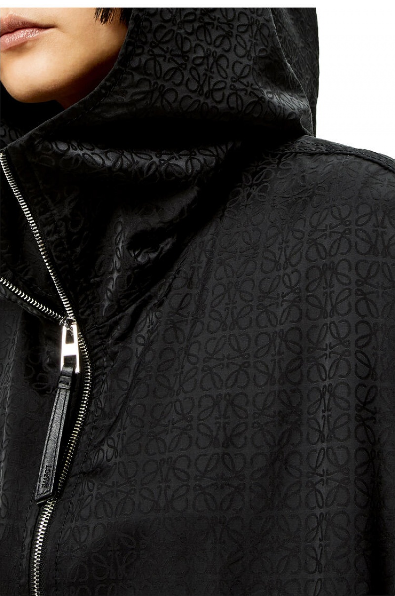 Chaquetas Loewe Anagram jacquard hooded jacket in nylon Mujer Negras | 950HJRYBT