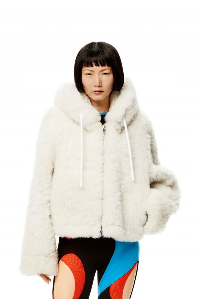 Chaquetas Loewe Encapuchado jacket in shearling Mujer Blancas | 705MPUVOR