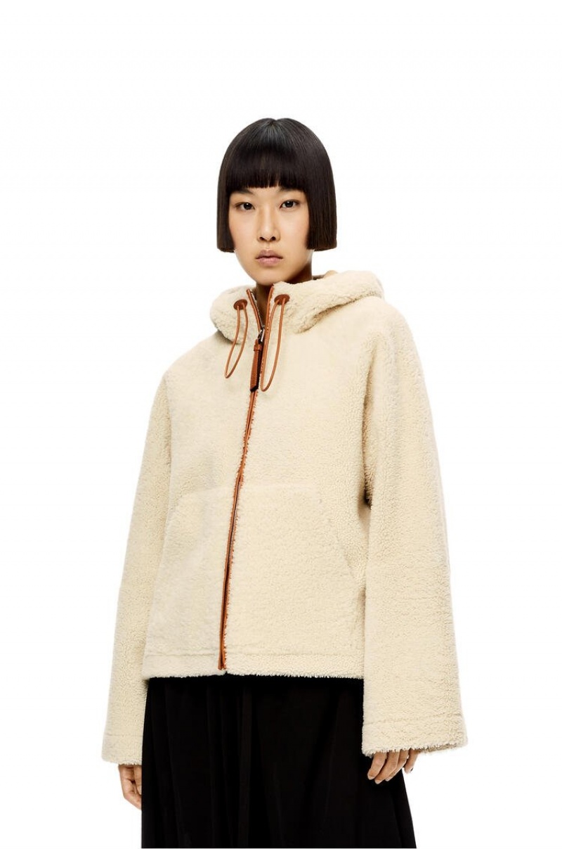 Chaquetas Loewe Encapuchado zip jacket in shearling Mujer Blancas | 962NWEAZK