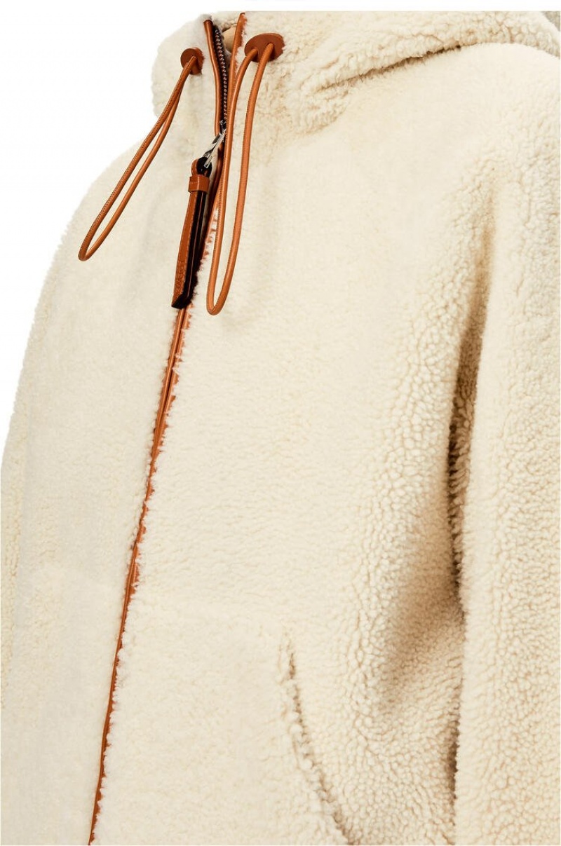 Chaquetas Loewe Encapuchado zip jacket in shearling Mujer Blancas | 962NWEAZK