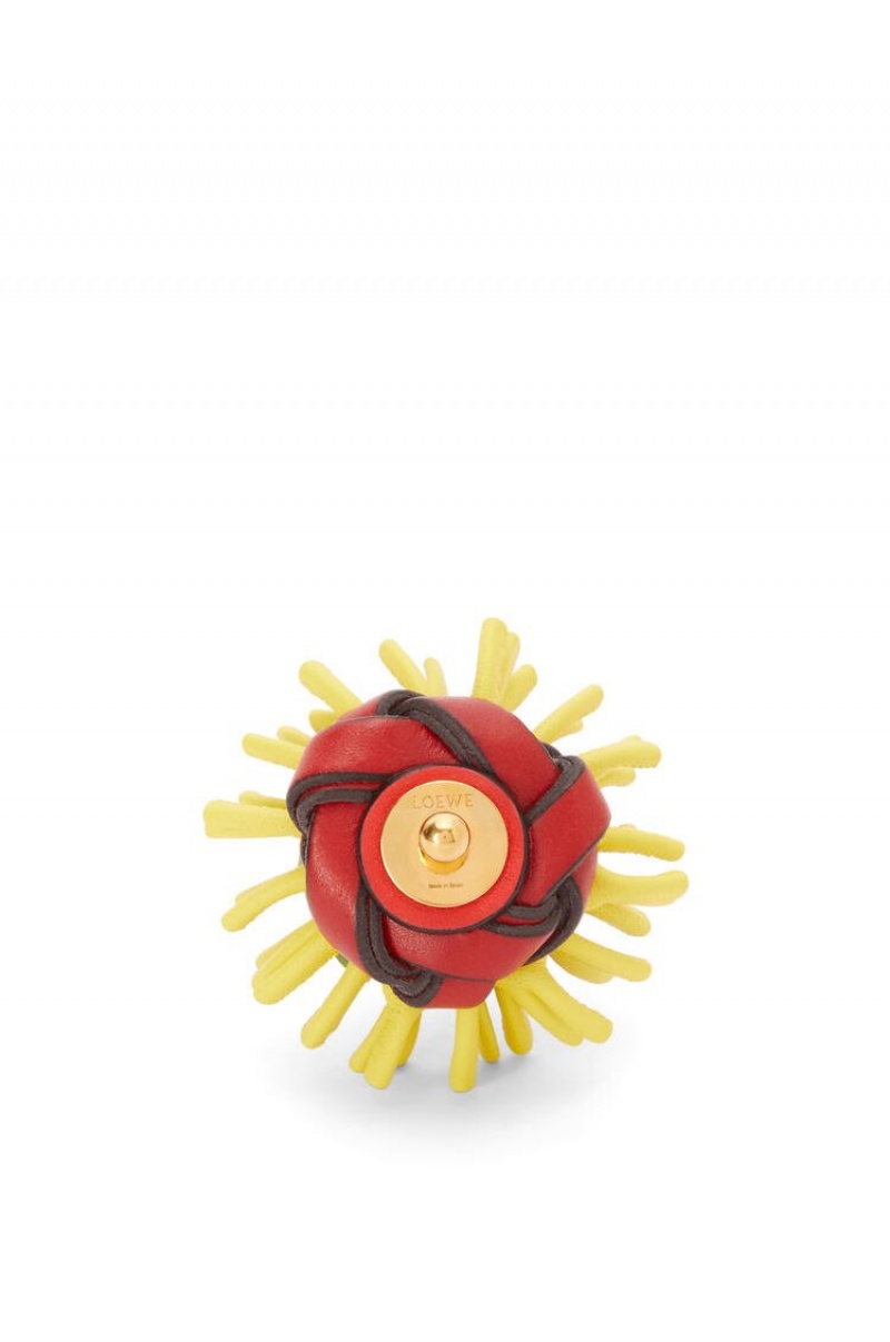 Charms Loewe Cactus stud flower in classic calfskin Mujer Rojas Amarillo | 268NOEFUG