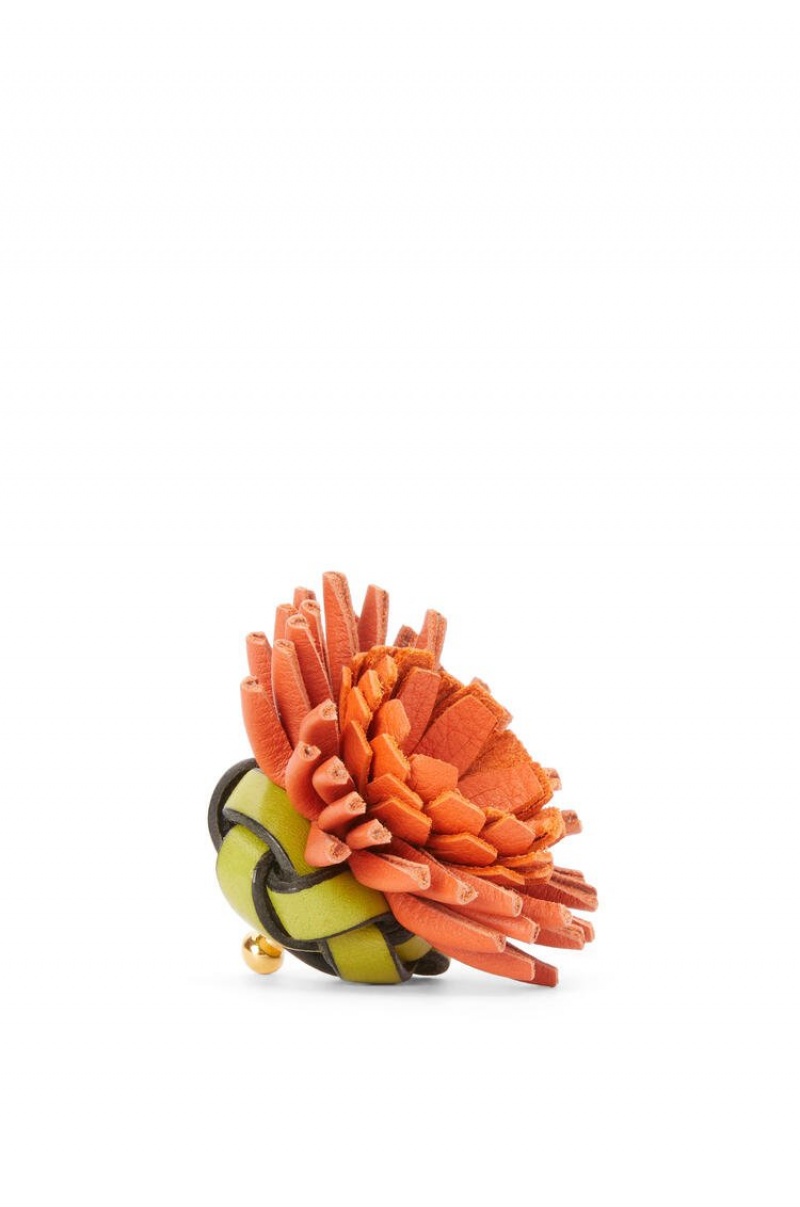 Charms Loewe Cactus stud flower in classic calfskin Mujer Verde Coral | 469OXMULJ