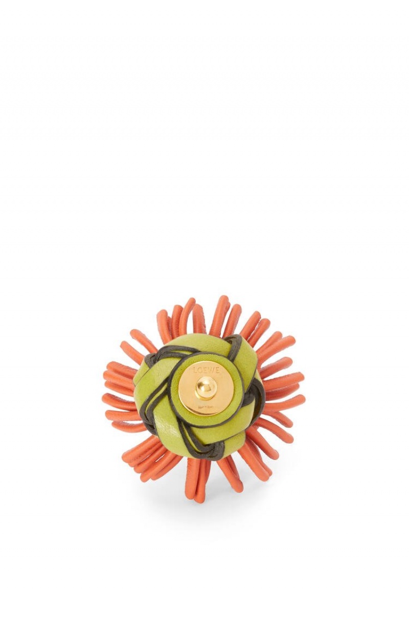 Charms Loewe Cactus stud flower in classic calfskin Mujer Verde Coral | 469OXMULJ