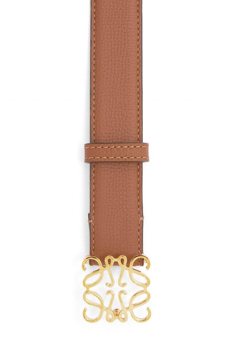 Cinturones Loewe Anagram belt in pebble grain calfskin Mujer Doradas | 504LXAPEK