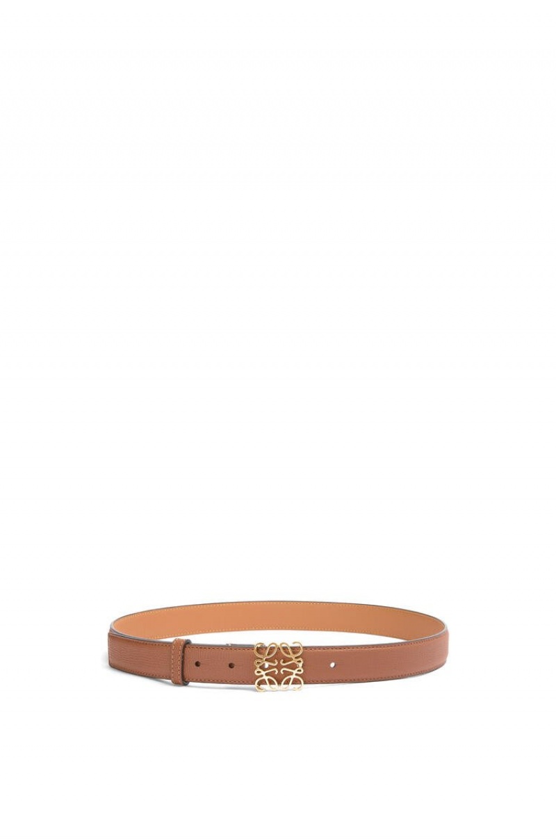 Cinturones Loewe Anagram belt in pebble grain calfskin Mujer Doradas | 504LXAPEK