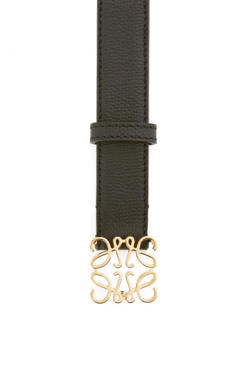 Cinturones Loewe Anagram belt in pebble grain calfskin Mujer Negras Doradas | 985ZJRYFS