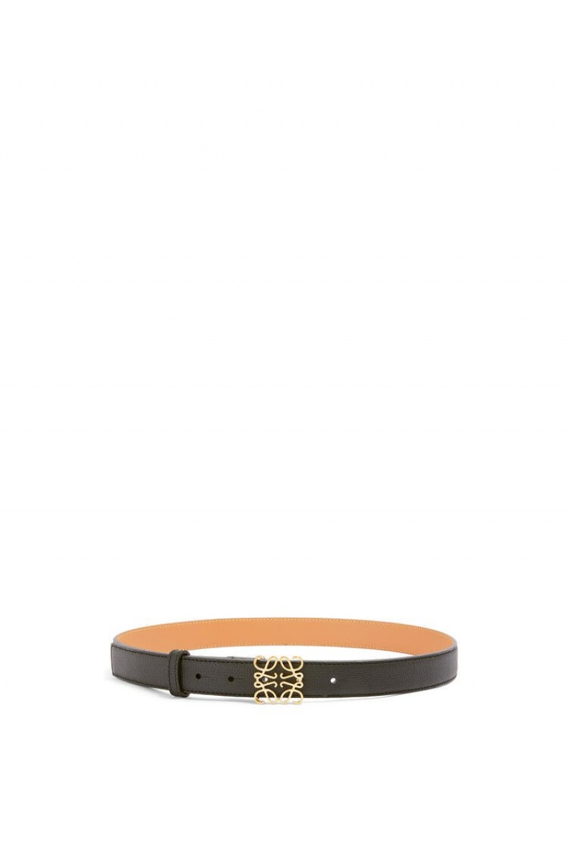 Cinturones Loewe Anagram belt in pebble grain calfskin Mujer Negras Doradas | 985ZJRYFS