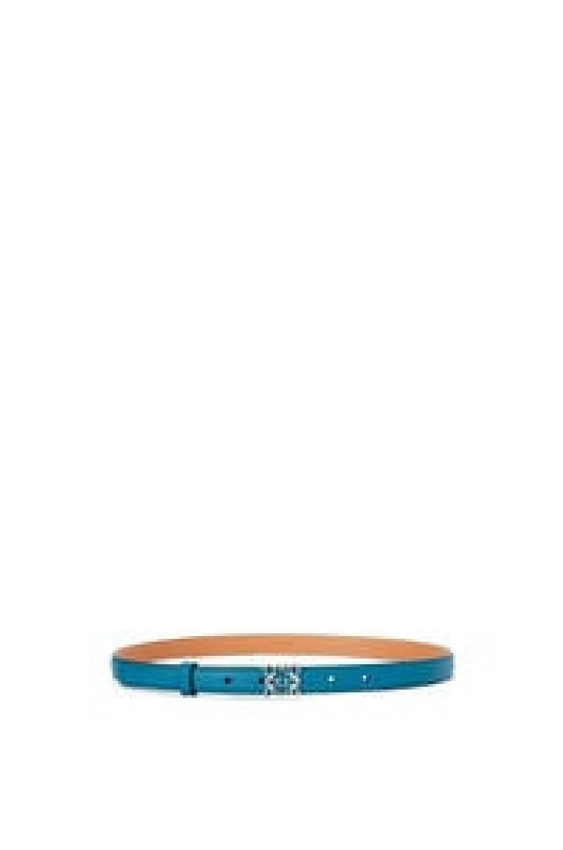 Cinturones Loewe Anagram belt in pebble grain calfskin Mujer Doradas | 934GTRVPJ