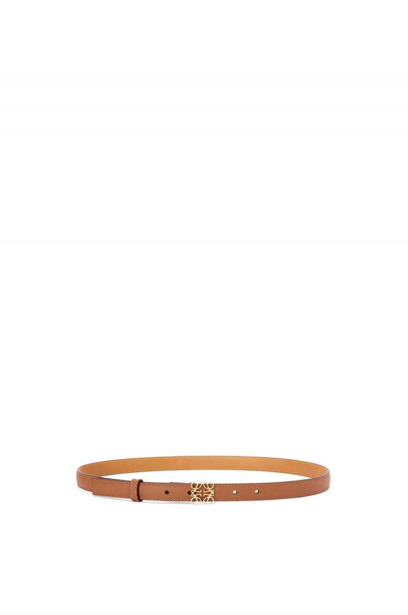 Cinturones Loewe Anagram belt in pebble grain calfskin Mujer Doradas | 934GTRVPJ