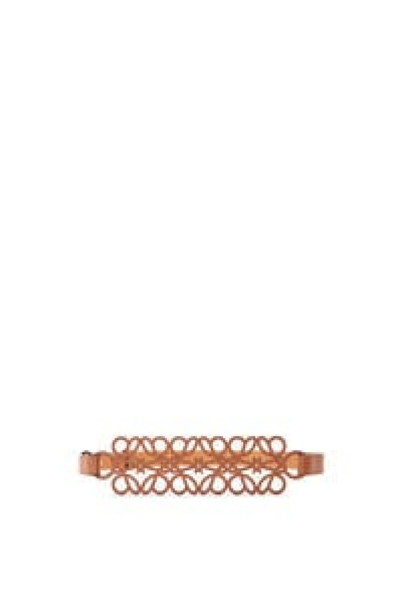 Cinturones Loewe Anagram cut-out belt in smooth calfskin Mujer Amarillo Doradas | 384VCTUFH