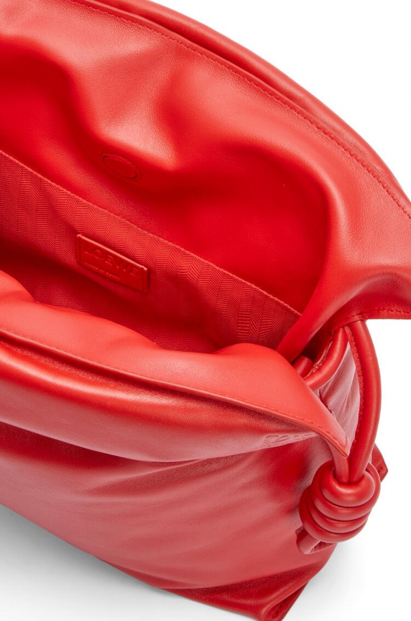 Clutch Loewe Puffer Flamenco clutch in shiny nappa lambskin Mujer Lipstick | 751KAGWVB