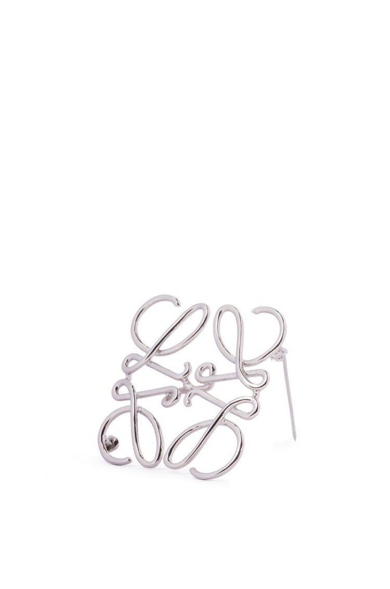 Joyería Loewe Anagram brooch in metal Mujer Palladium | 057BLDXAY