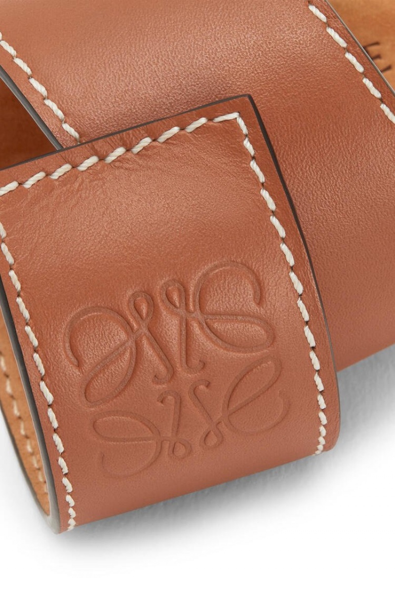 Joyería Loewe Small slap bracelet in calfskin Mujer Tan | 521RAHJMK