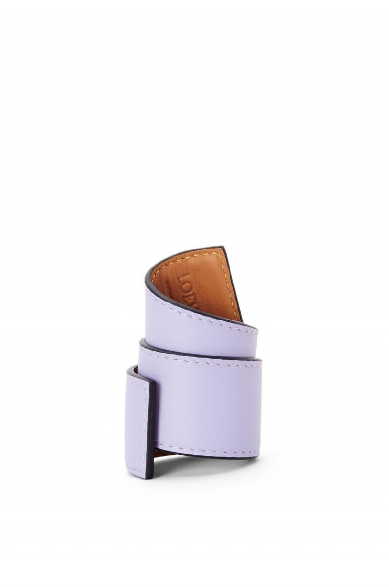 Joyería Loewe Small slap bracelet in calfskin Mujer Lavanda | 836JTRNWK