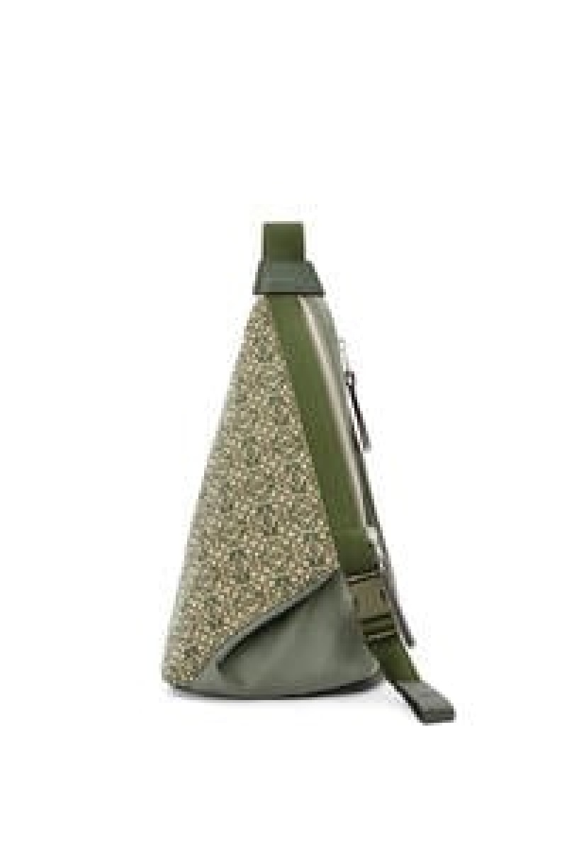 Mochilas Loewe Anton sling in Anagram jacquard and canvas Hombre Kaki Verde | 596SALBPW