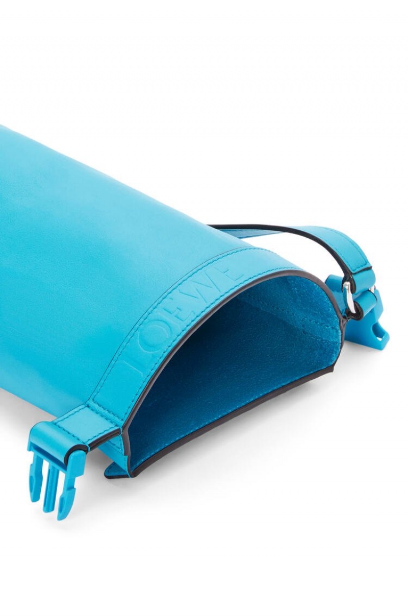 Mochilas Loewe Roll Top Sling in supple smooth calfskin Hombre Cyan | 496FSKQYZ