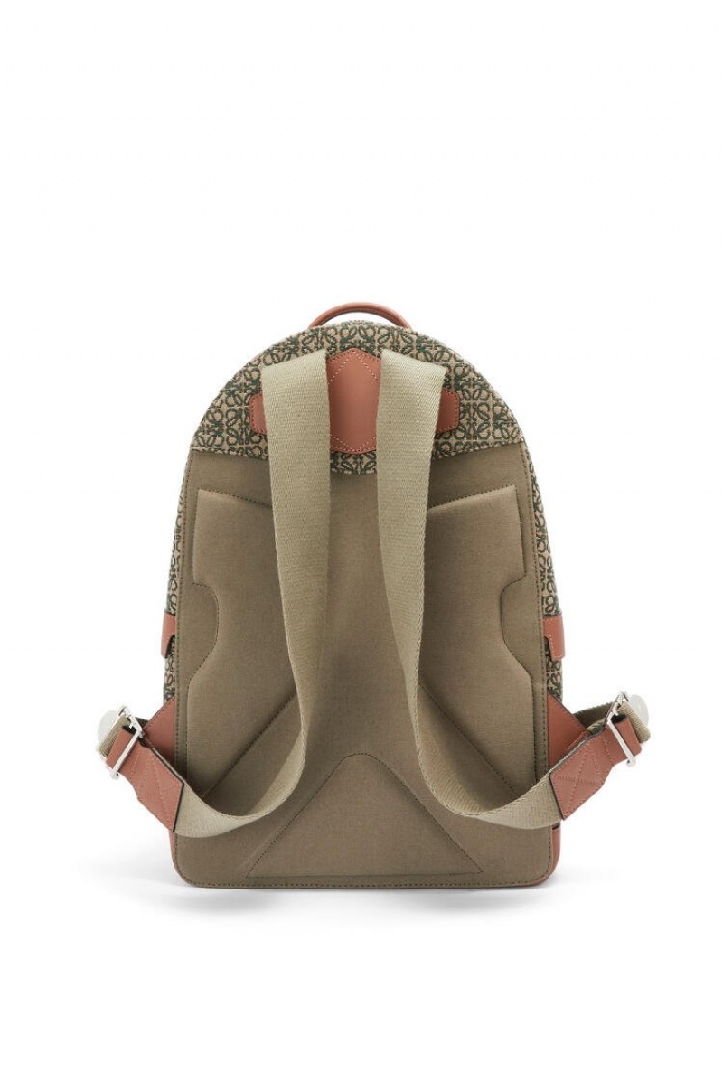 Mochilas Loewe Round backpack in Anagram jacquard and calfskin Hombre Kaki Verde | 902SRZHNB