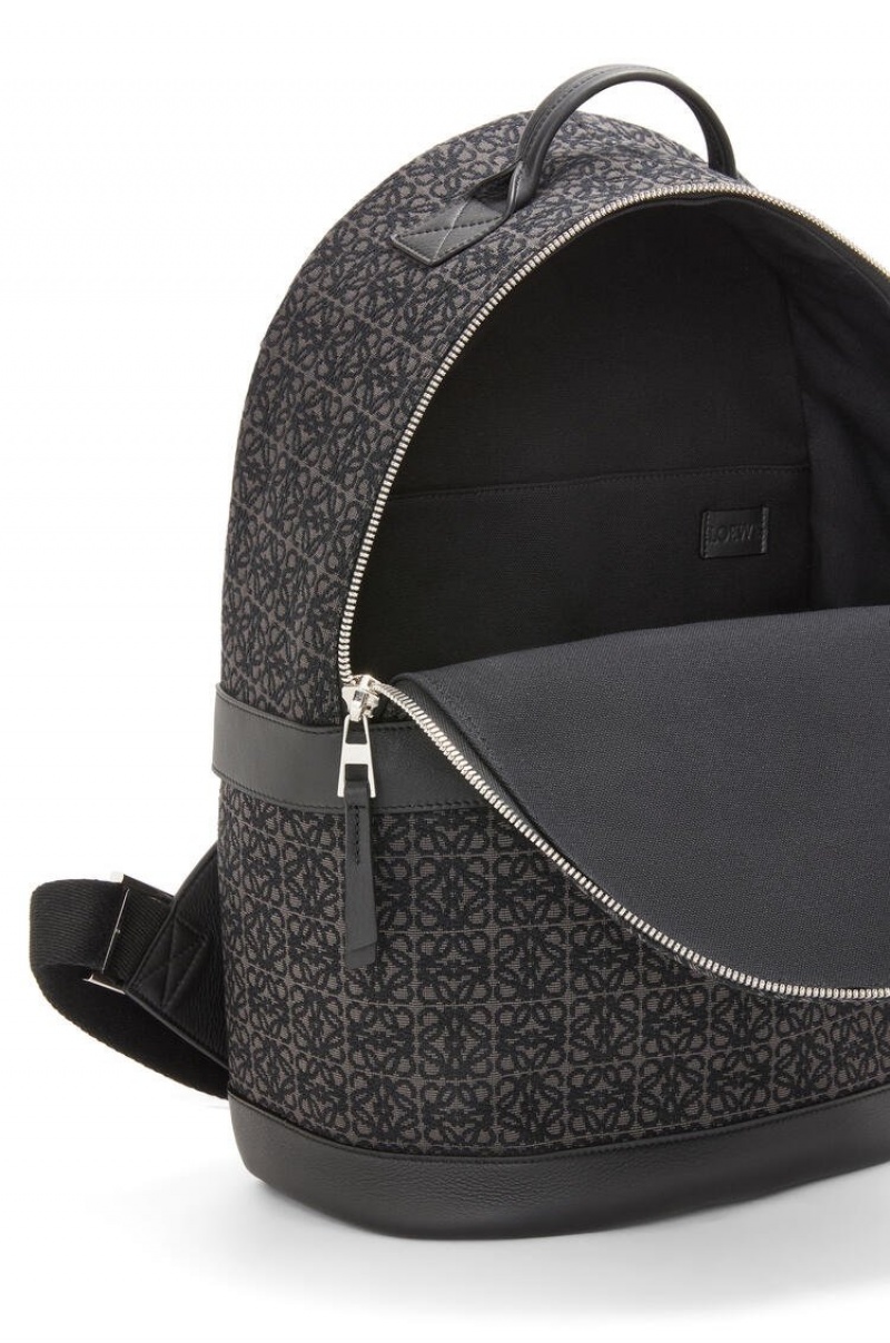 Mochilas Loewe Round backpack in Anagram jacquard and calfskin Hombre Negras | 124ETRBOM