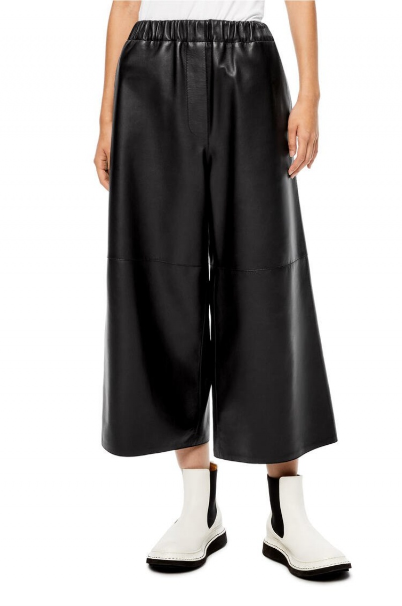 Pantalones Loewe Cropped elasticated trousers in nappa Mujer Negras | 465ZAFYSX