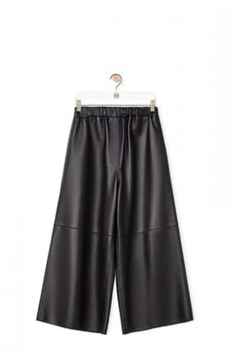 Pantalones Loewe Cropped elasticated trousers in nappa Mujer Negras | 465ZAFYSX