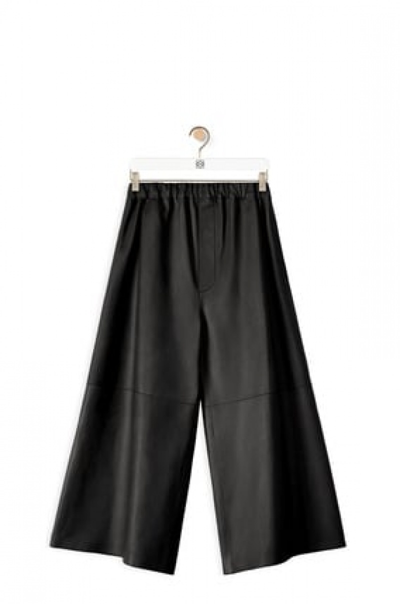 Pantalones Loewe Cropped elasticated trousers in nappa Mujer Negras | 034HMUJDR