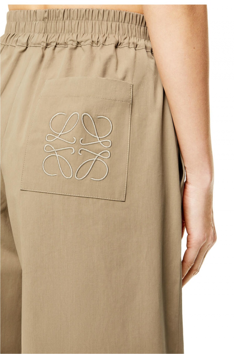 Pantalones Loewe Cropped trousers in cotton Mujer Sandstone | 364NJWFZH