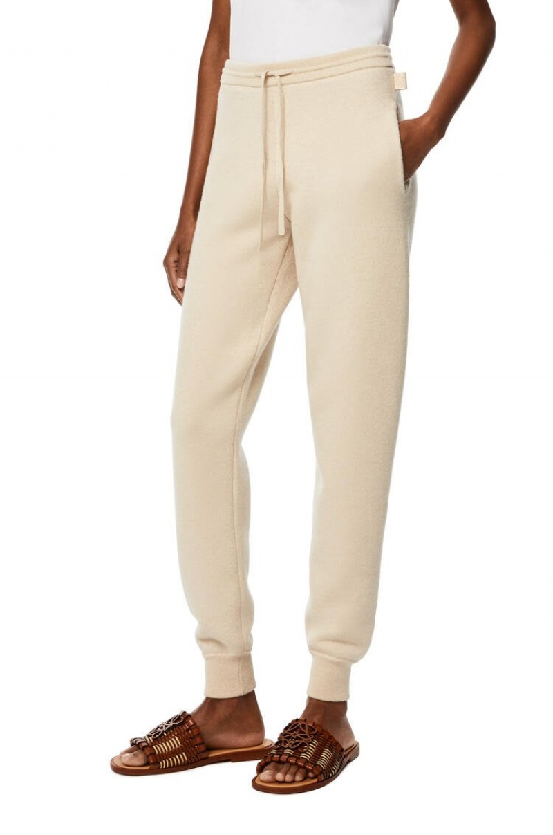 Pantalones Loewe Knit track trousers in cashmere Mujer Ecru | 457SRLEYU