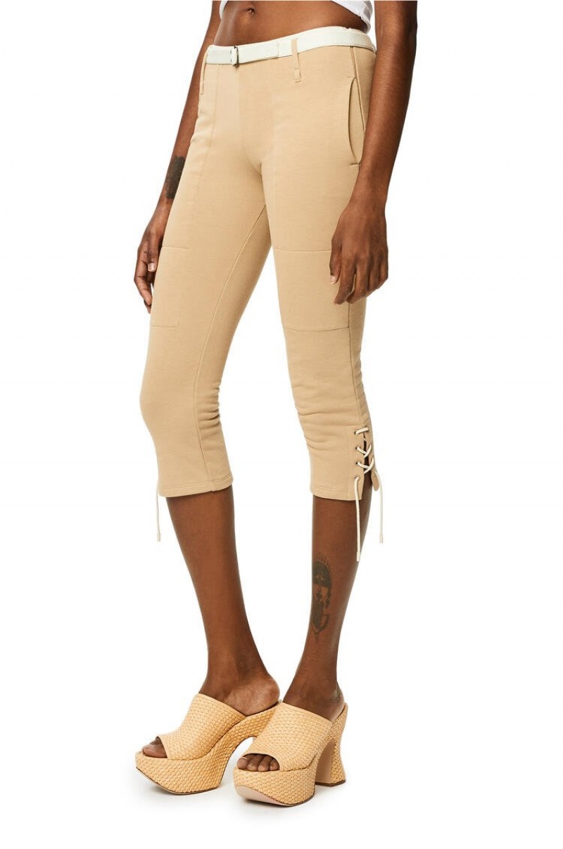 Pantalones Loewe Laced trousers in cotton Mujer Beige | 407HLXNAT