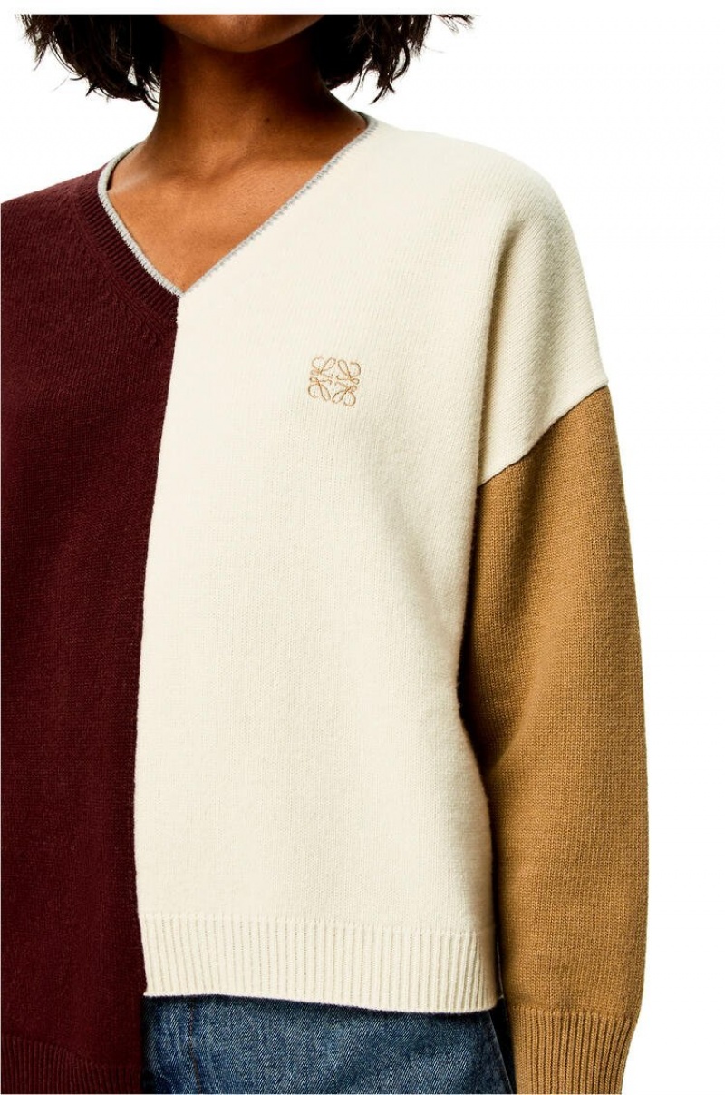 Prendas De Punto Loewe Anagram Asymmetric sweater in wool Mujer Burdeos Creme | 694CLAOKD