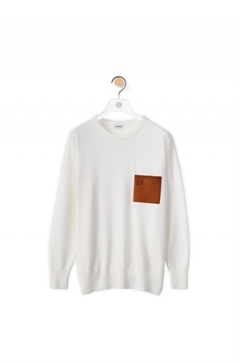 Prendas De Punto Loewe Anagram pocket sweater in wool Mujer Marrones | 193LUJYBG