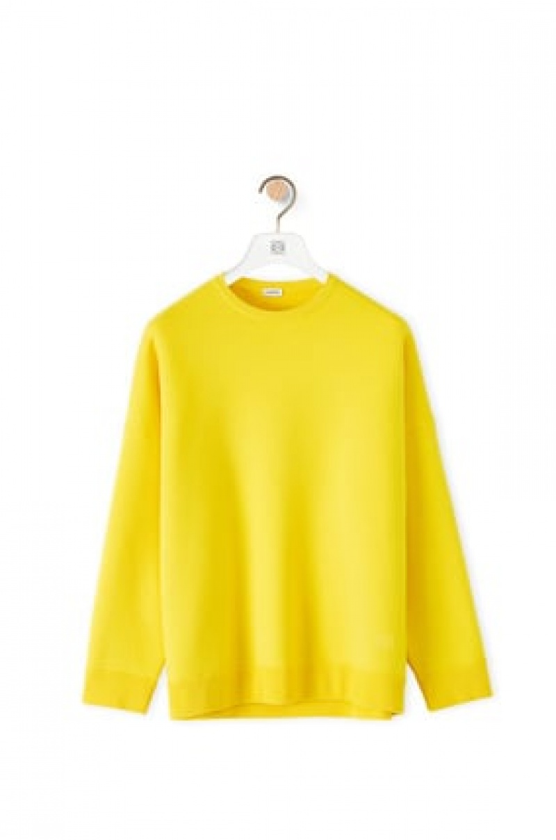 Prendas De Punto Loewe Oversize crewneck sweater in cashmere Mujer Amarillo | 473XJEZHT