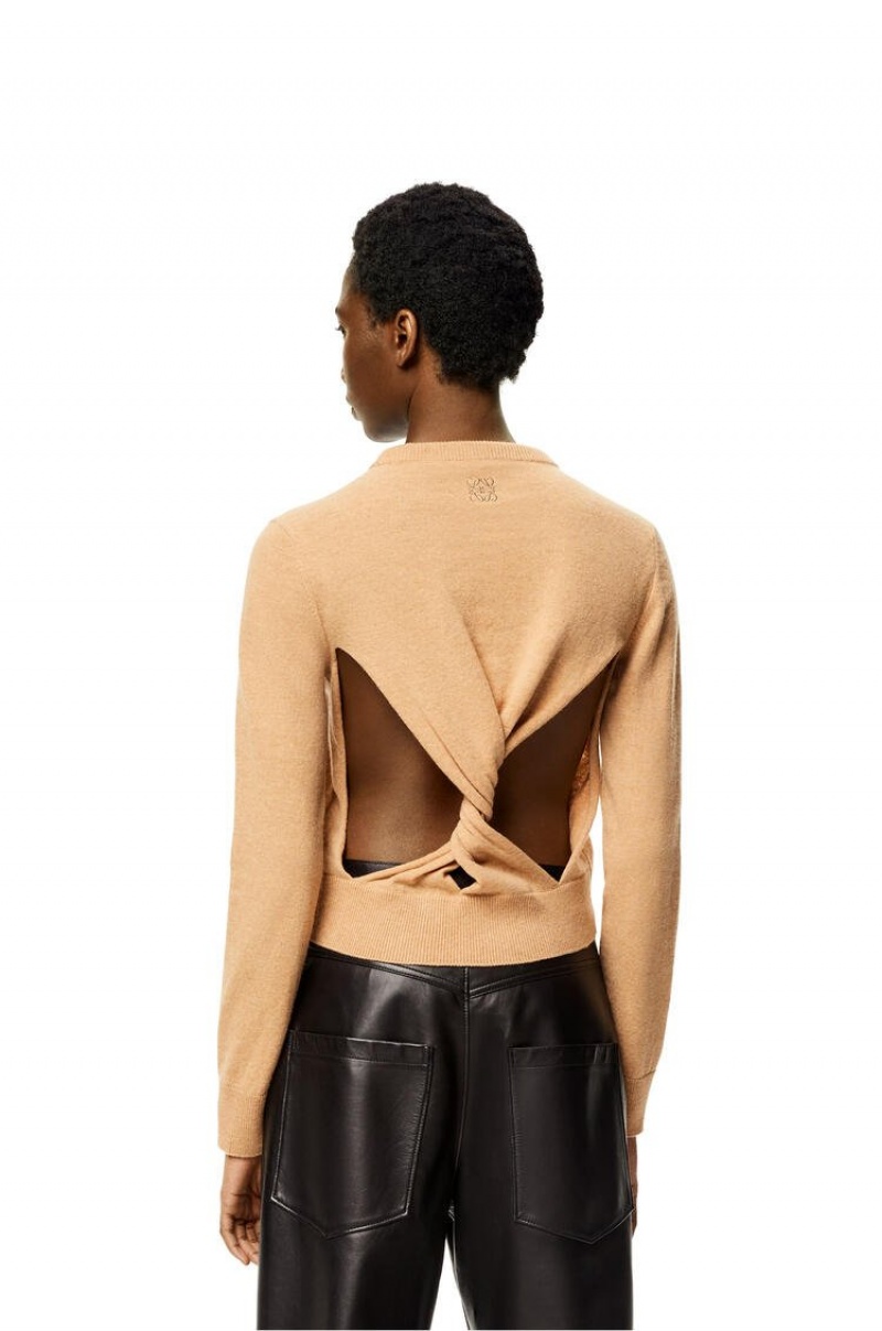 Prendas De Punto Loewe Twisted sweater in wool Mujer Camel | 046MYOLFJ