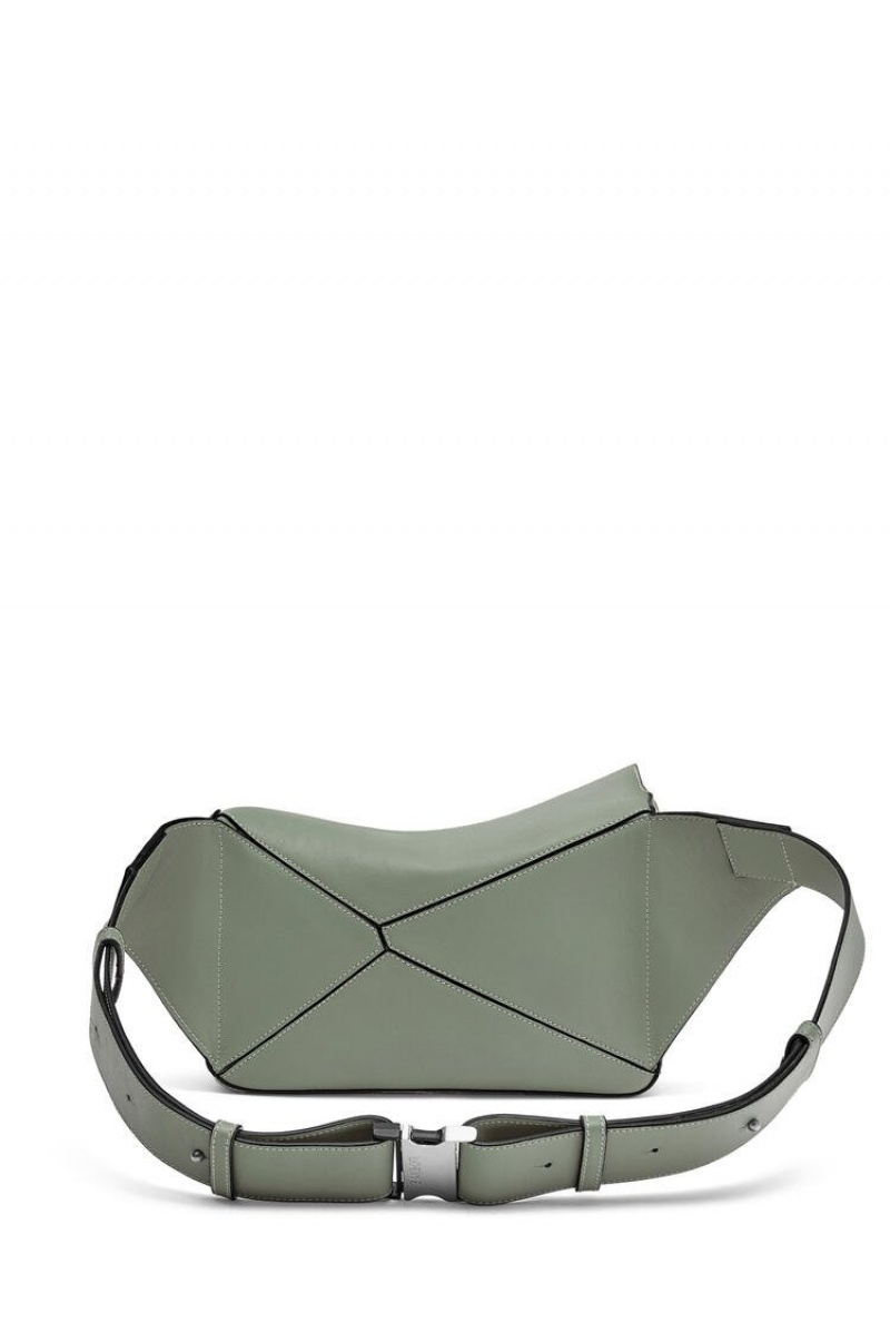 Riñonera Loewe Small Puzzle Bumbag in classic calfskin Hombre Verde Menta | 403HJVPSR