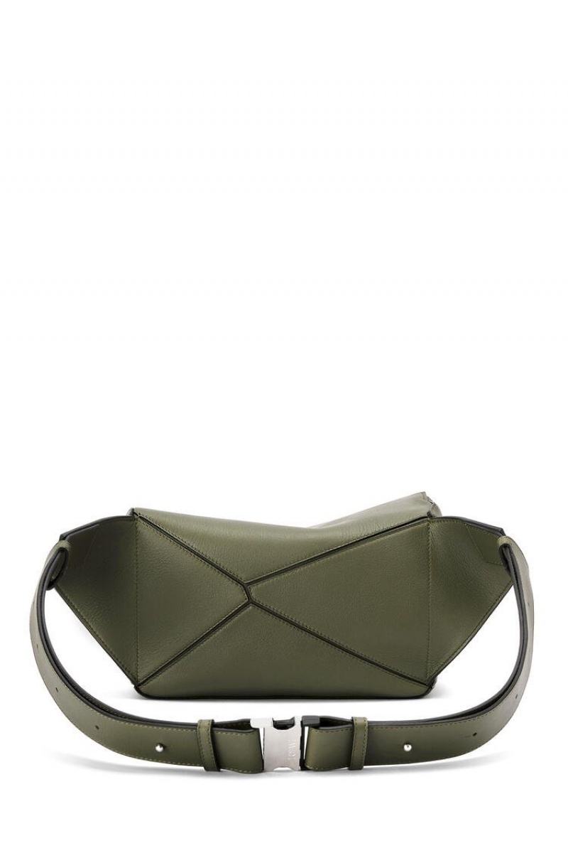 Riñonera Loewe Small Puzzle Bumbag in classic calfskin Hombre Kaki Verde | 859PLWVSY