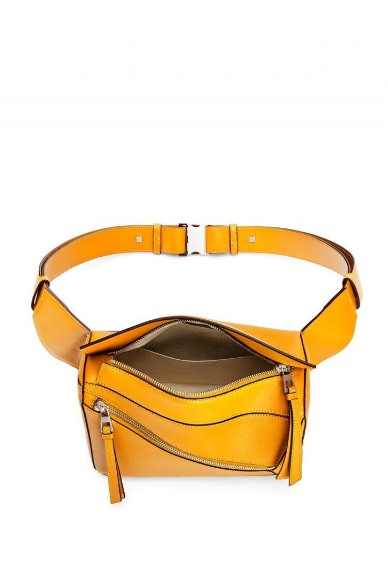 Riñonera Loewe Small Puzzle Bumbag in classic calfskin Hombre Sunflower | 654HMRZKJ