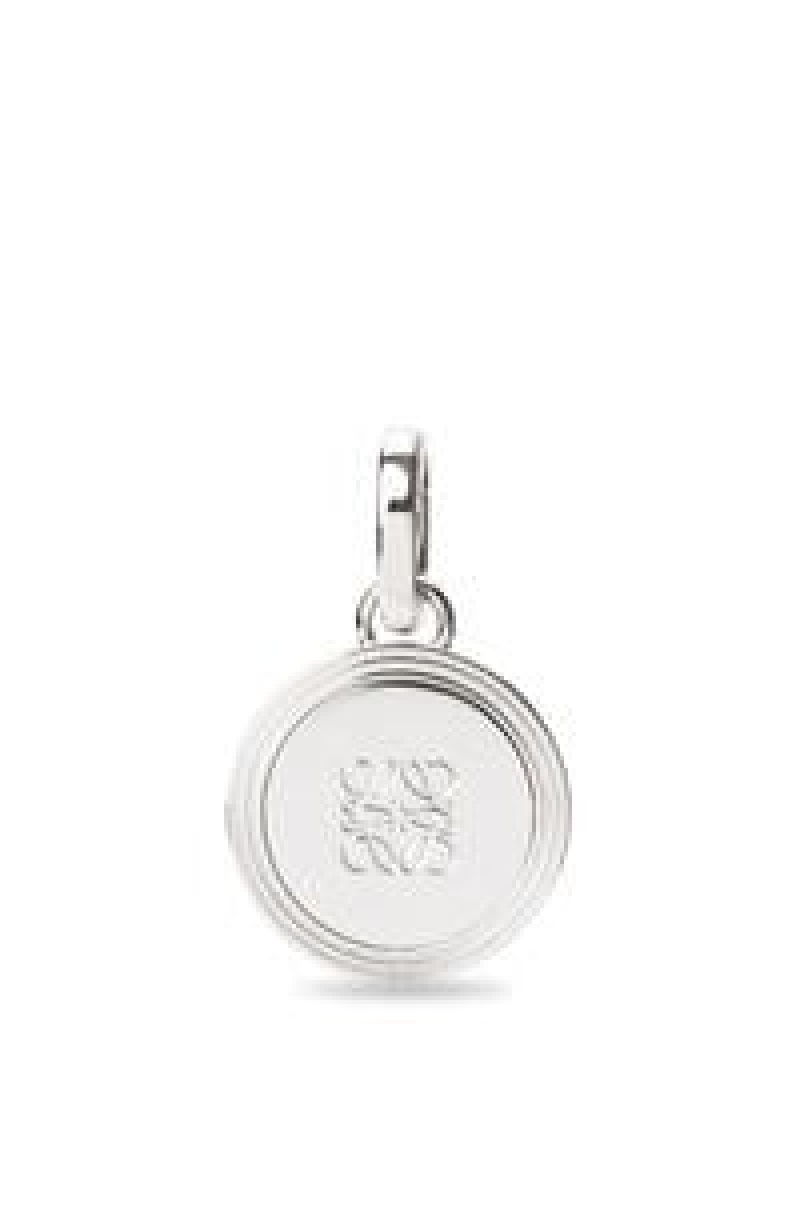 Silver Jewellery Loewe Medal charm in sterling silver Mujer Plateadas | 174QEMPVO