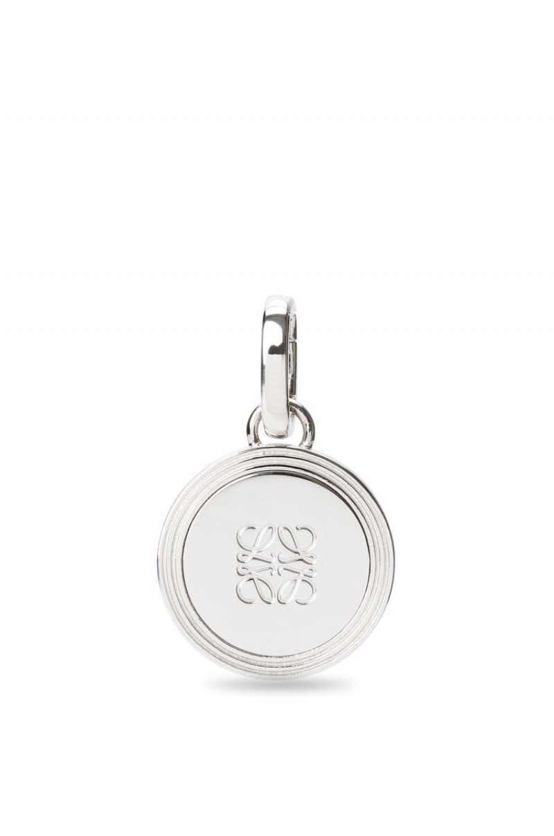 Silver Jewellery Loewe Medal charm in sterling silver Mujer Plateadas | 174QEMPVO