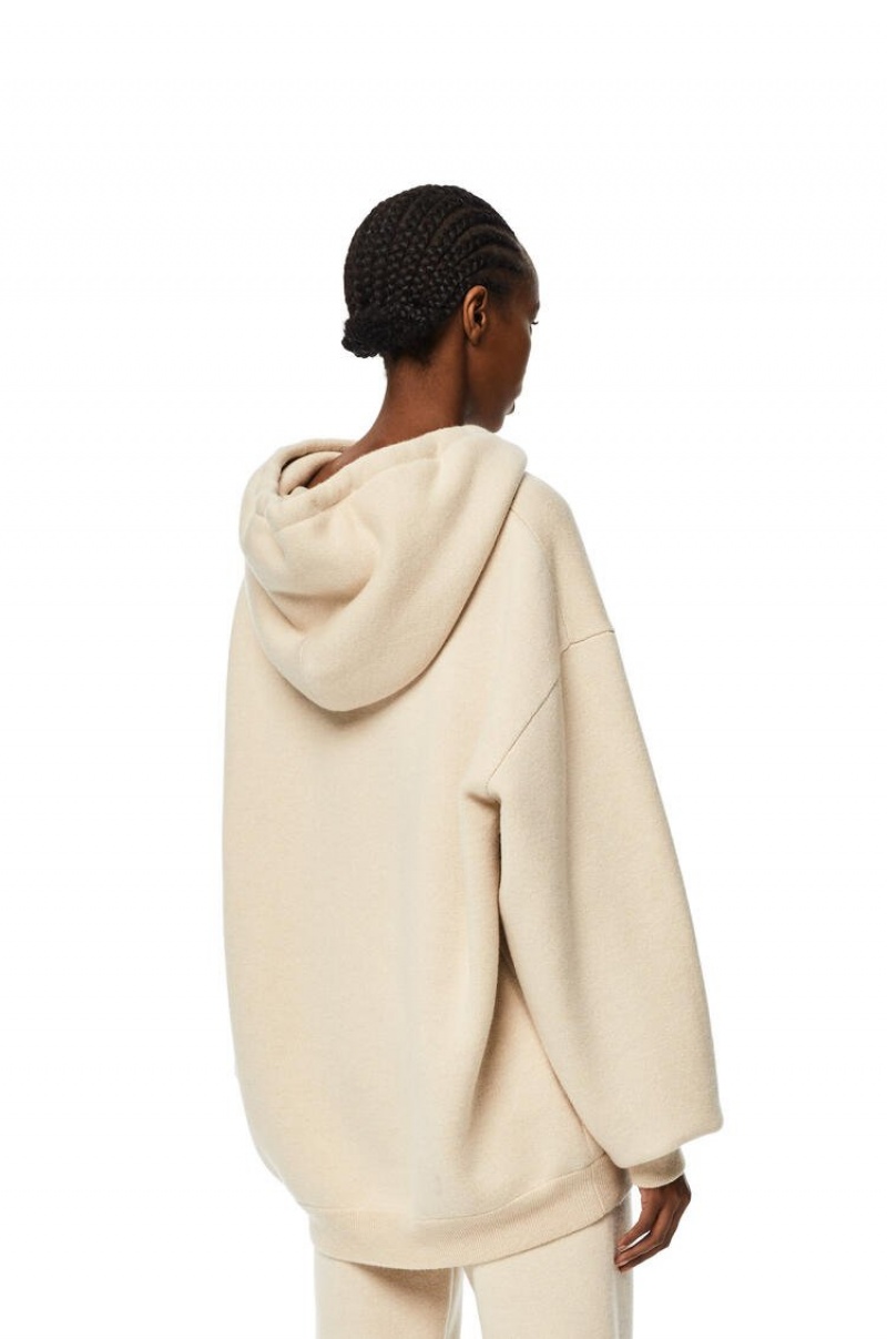 Sudadera con Capucha Loewe Oversize hoodie in cashmere Mujer Ecru | 769XTCISR