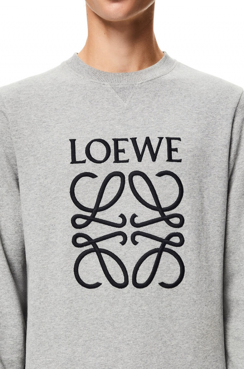 Sudaderas Loewe Anagram embroidered sweatshirt in cotton Hombre Gris | 746JIYMNR