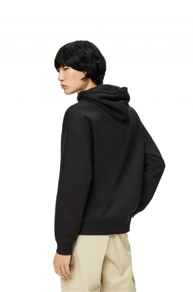 Sudaderas Loewe Anagram leather patch hoodie in cotton Hombre Negras | 583BZDYPV